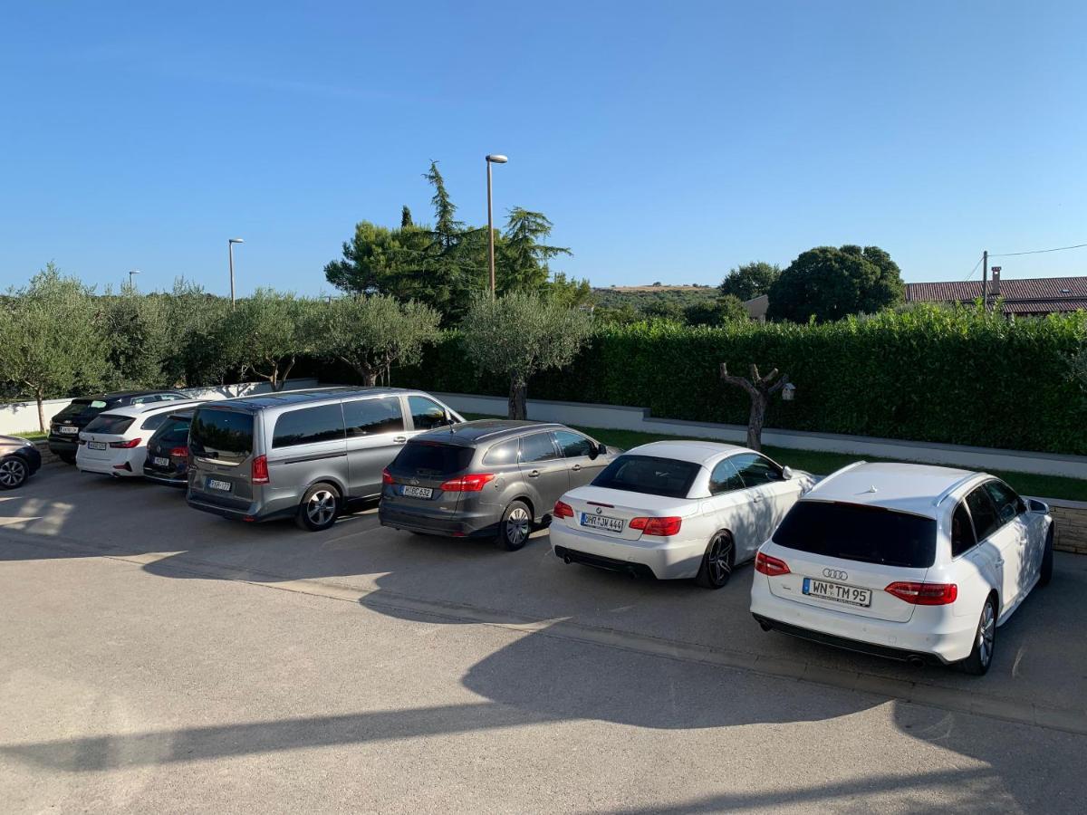 Apartments Kimi Rovinj Exterior foto