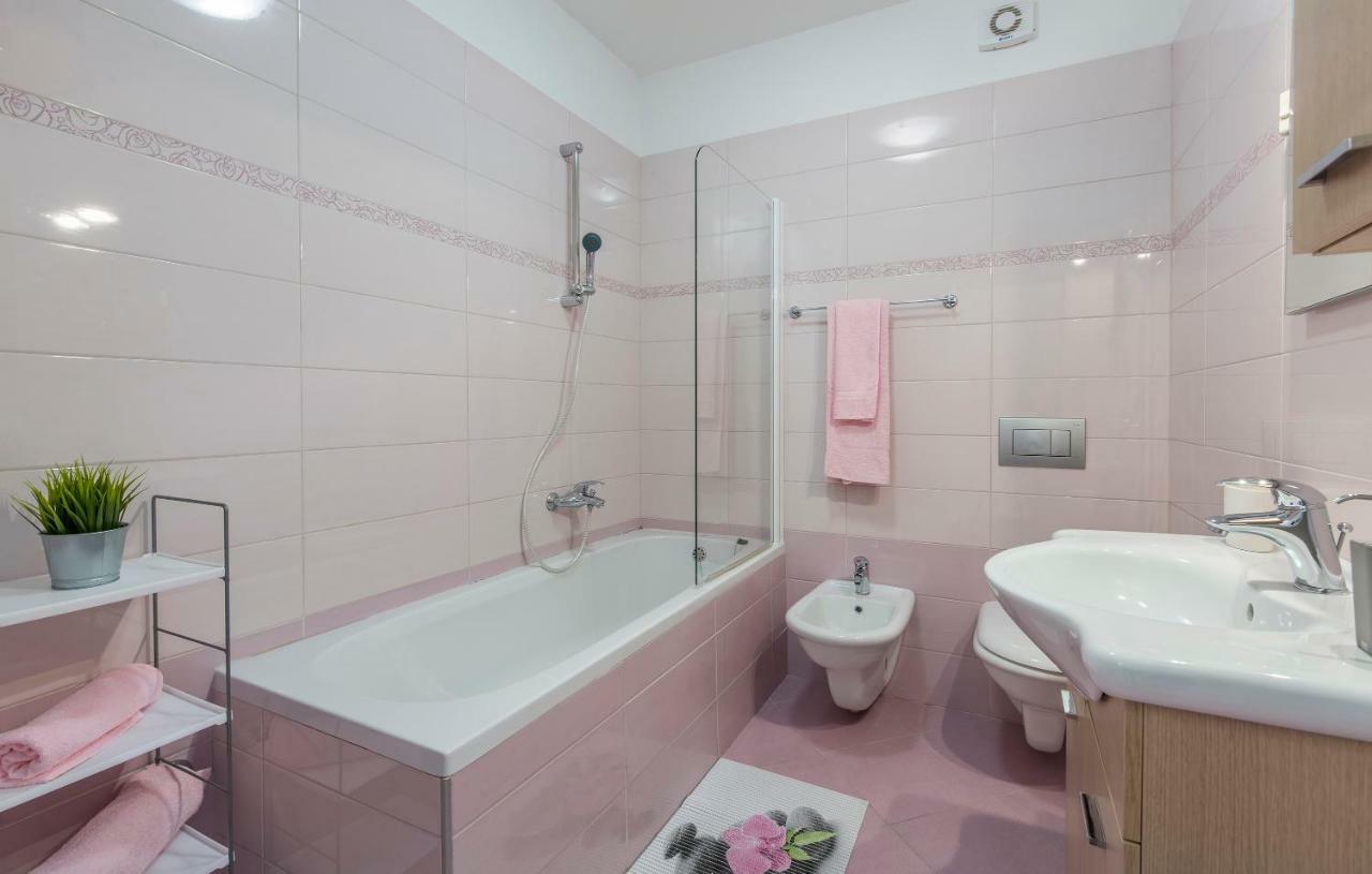 Apartments Kimi Rovinj Exterior foto